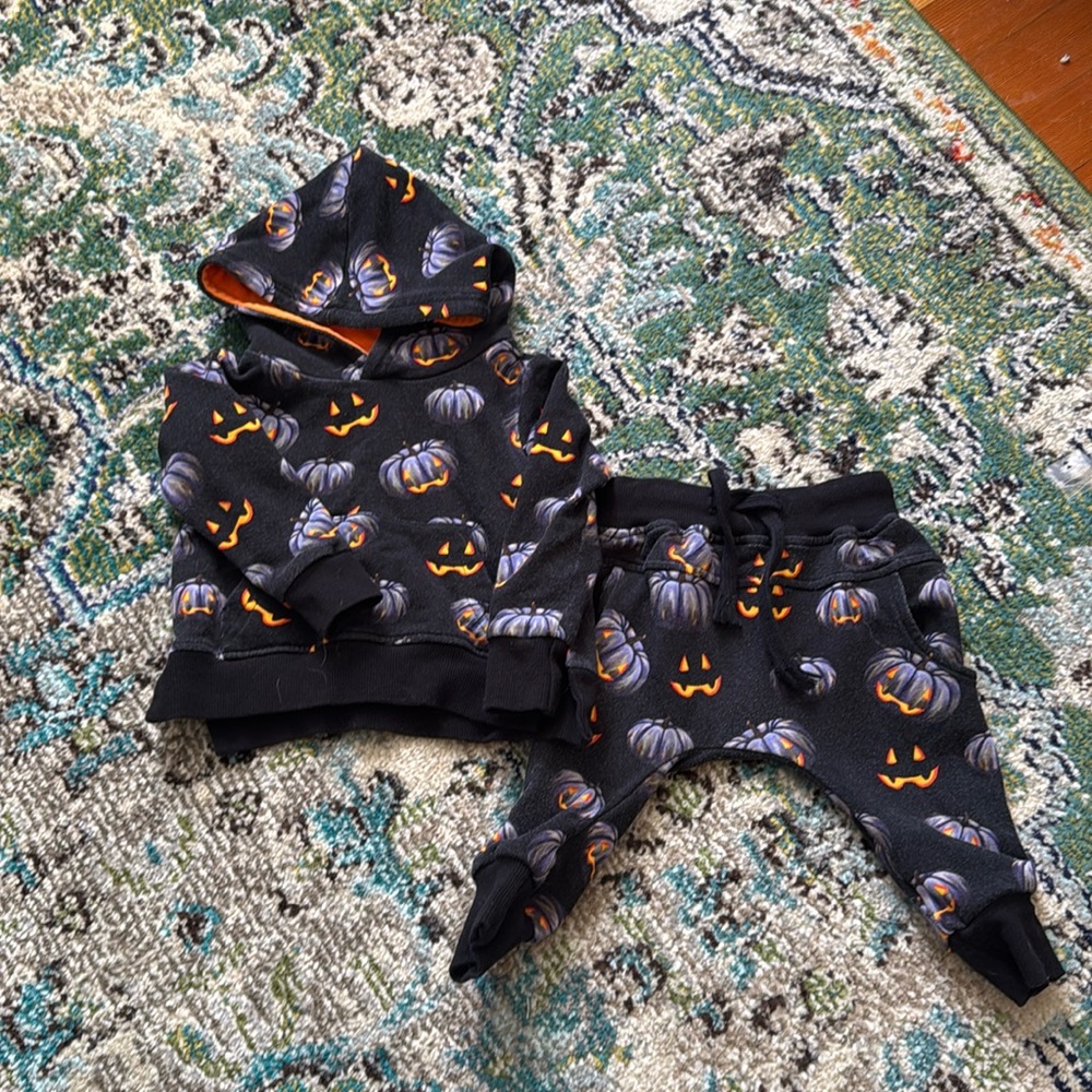 Bums & Roses 6-12M Halloween Jogger Set